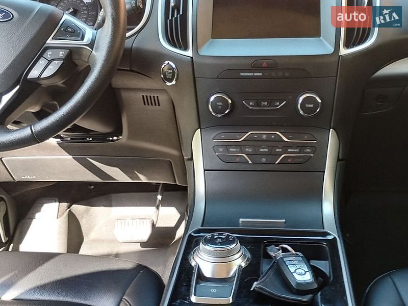 Внедорожник / Кроссовер Ford Edge 2019 в Гайсине