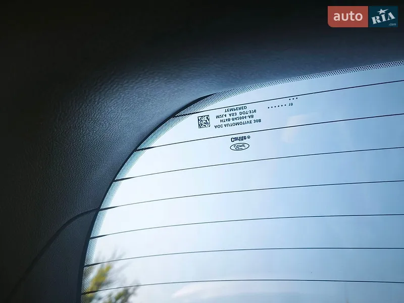 Ford Edge 2019 VIN 2FMPK3G93KBB73393 фото оголошення 28 з 71
