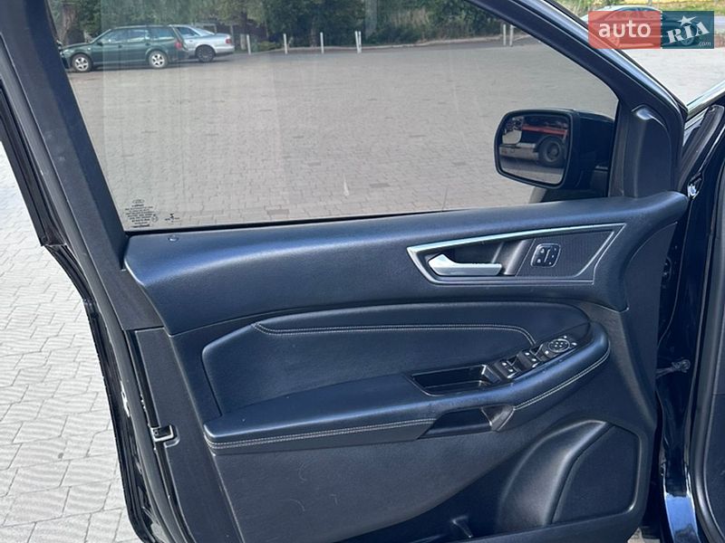 Позашляховик / Кросовер Ford Edge 2017 в Володимирі