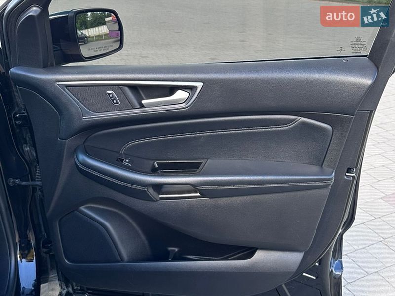 Позашляховик / Кросовер Ford Edge 2017 в Володимирі