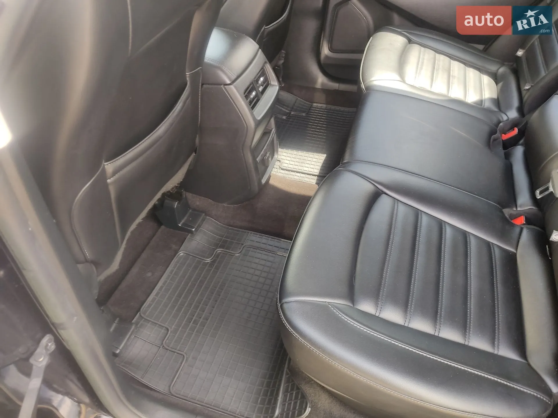 2019 Ford Edge - мініатюра 31