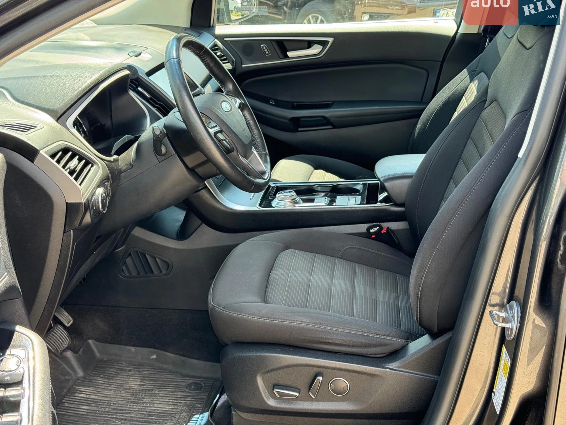 2019 Ford Edge - мініатюра 16