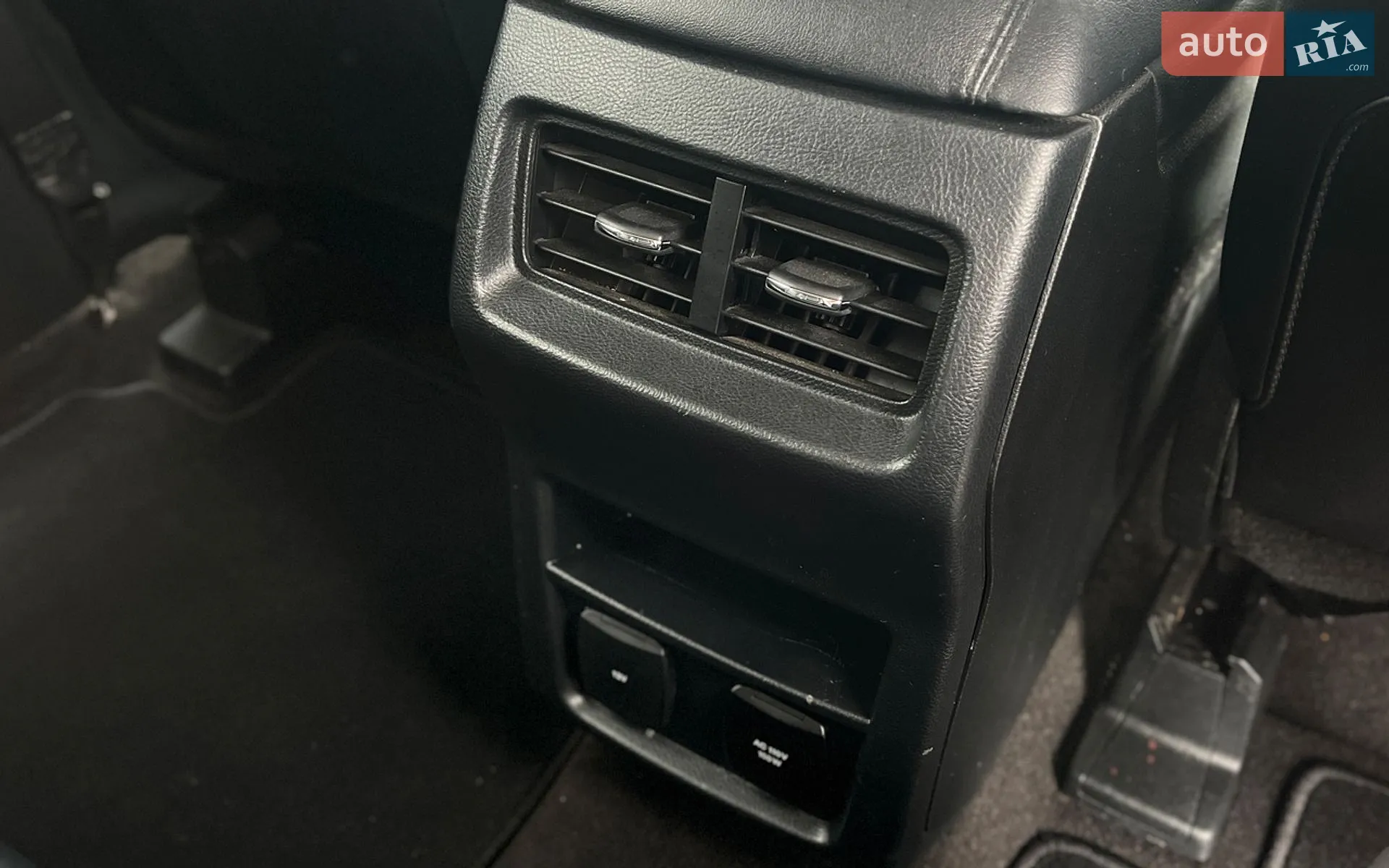 2019 Ford Edge - мініатюра 28