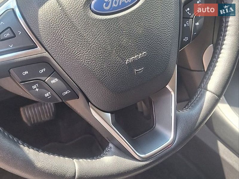 Позашляховик / Кросовер Ford Edge 2018 в Рівному