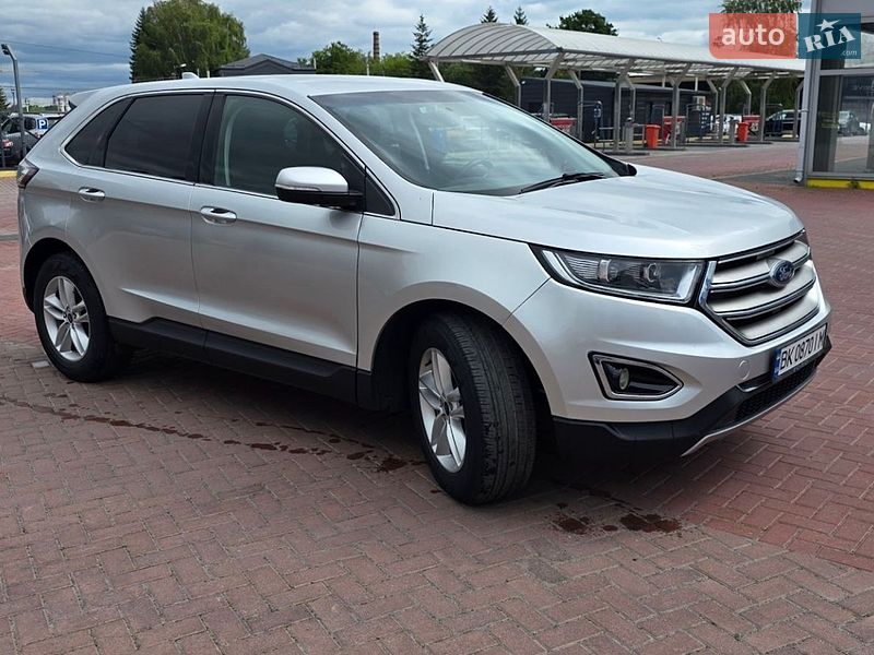 Позашляховик / Кросовер Ford Edge 2017 в Рівному