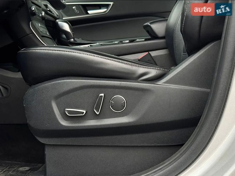 Позашляховик / Кросовер Ford Edge 2017 в Рівному