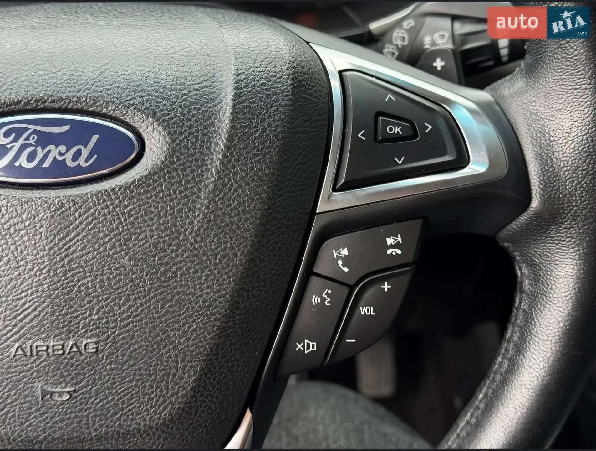 2017 Ford Edge - мініатюра 12