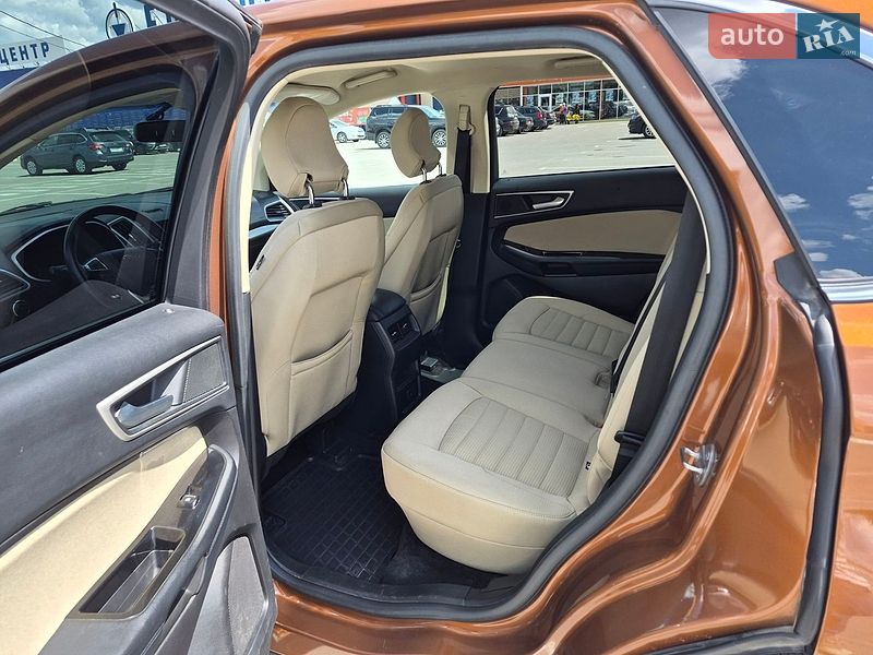 Внедорожник / Кроссовер Ford Edge 2017 в Каменец-Подольском