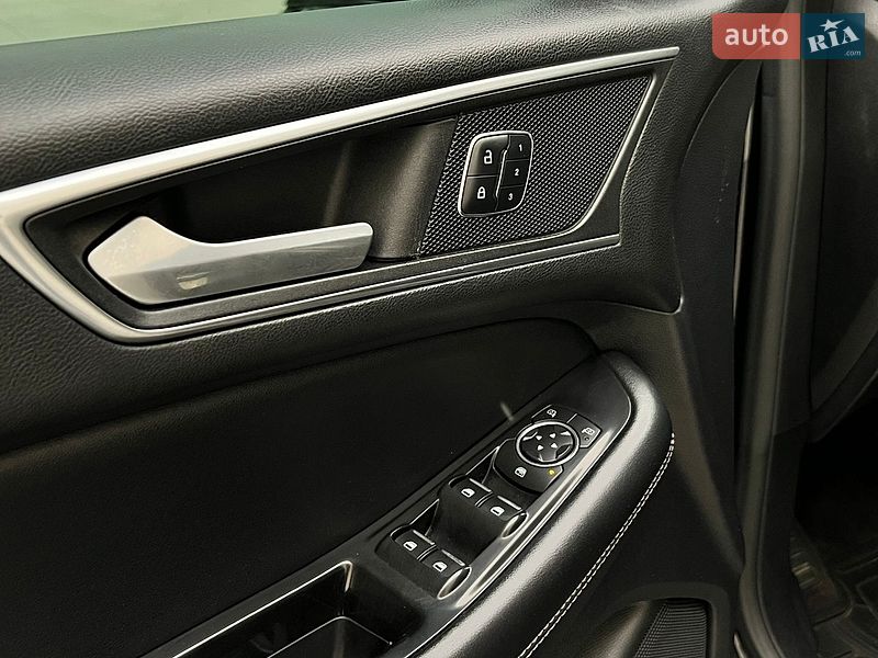 Позашляховик / Кросовер Ford Edge 2015 в Луцьку