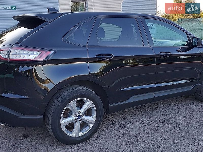 Внедорожник / Кроссовер Ford Edge 2017 в Дубно