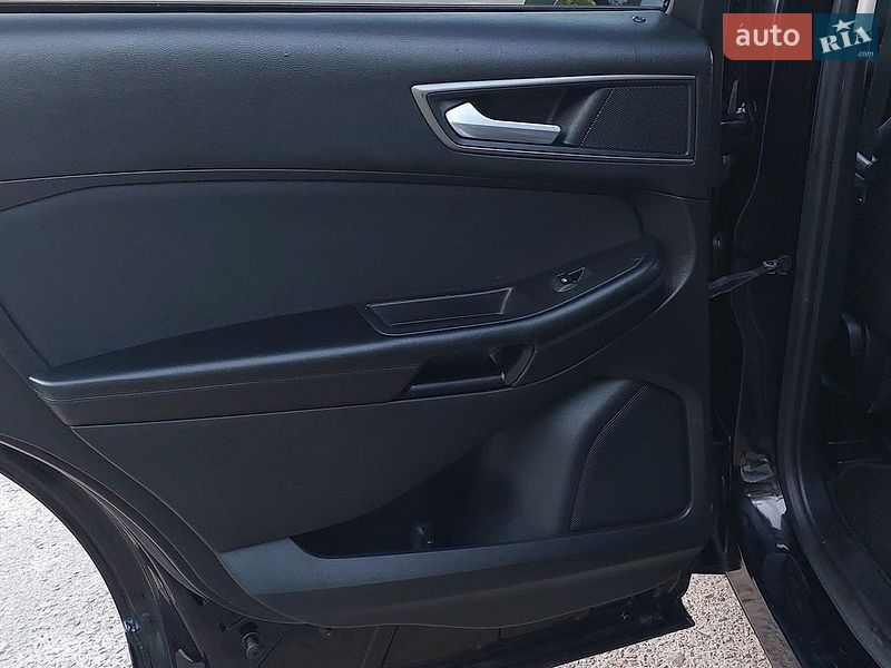 Внедорожник / Кроссовер Ford Edge 2017 в Дубно