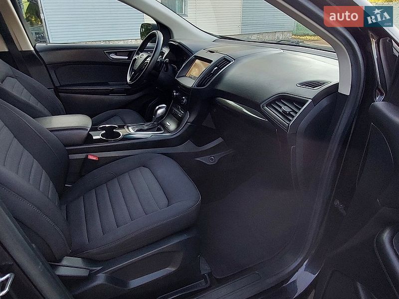 Внедорожник / Кроссовер Ford Edge 2017 в Дубно