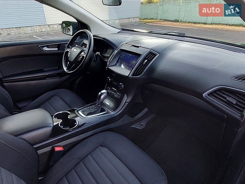 Внедорожник / Кроссовер Ford Edge 2017 в Дубно
