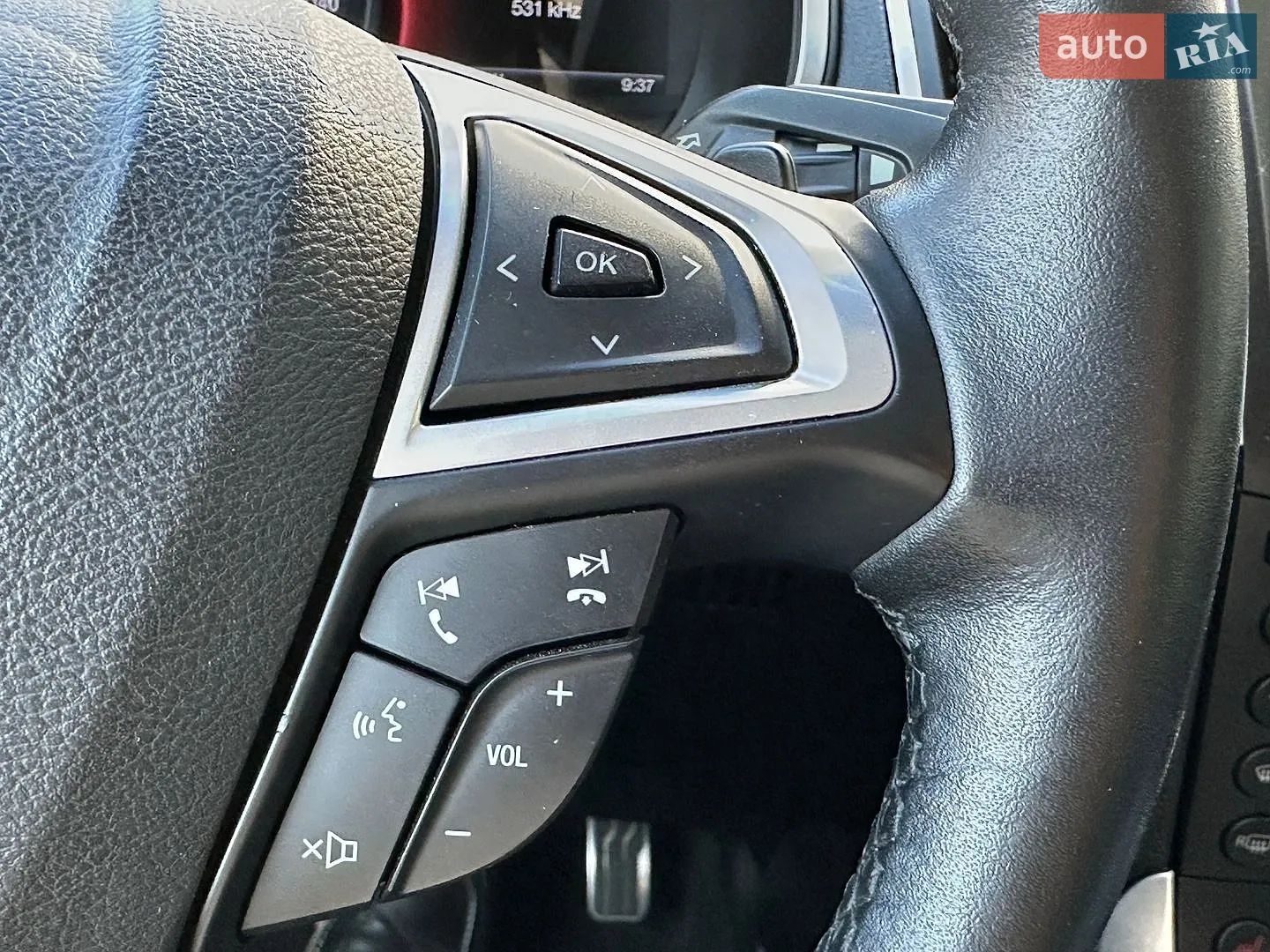 2016 Ford Edge - мініатюра 16