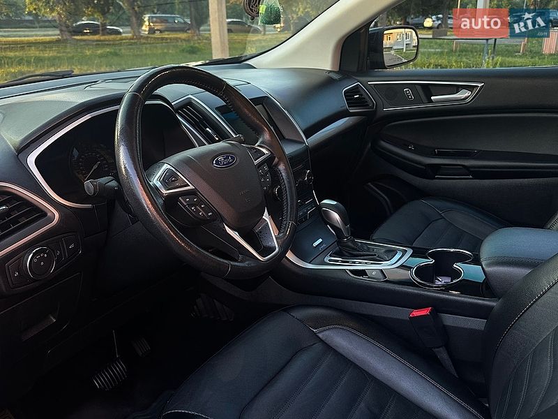 Позашляховик / Кросовер Ford Edge 2016 в Харкові