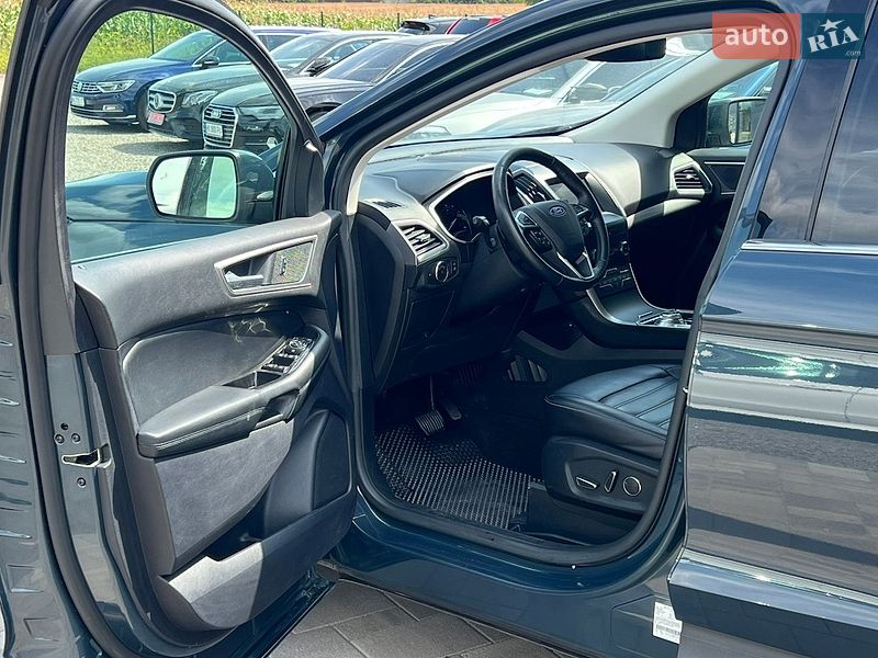 Позашляховик / Кросовер Ford Edge 2019 в Рівному