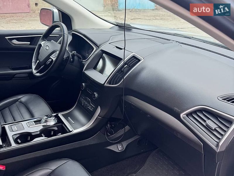 Внедорожник / Кроссовер Ford Edge 2019 в Южноукраинске
