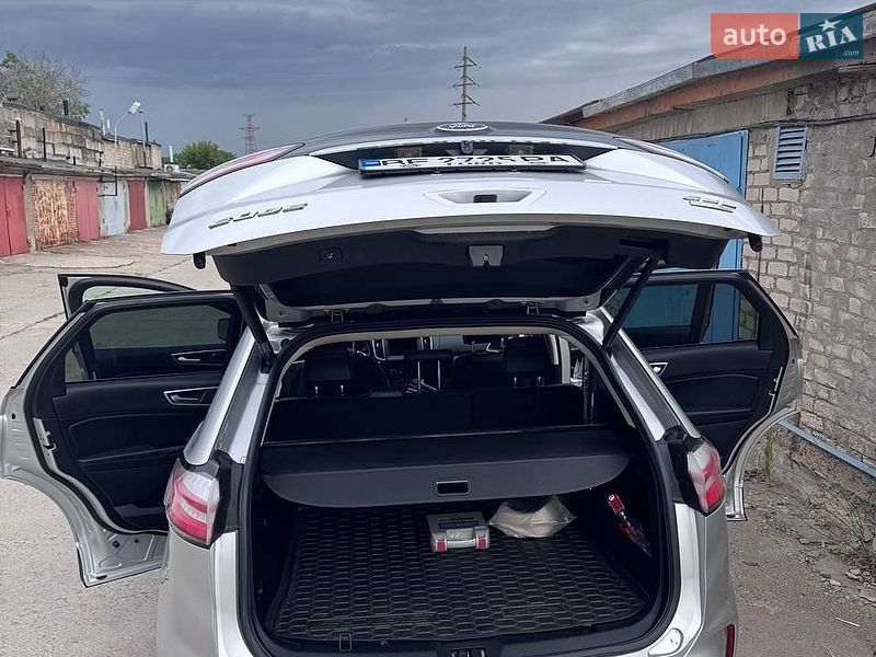 Внедорожник / Кроссовер Ford Edge 2019 в Южноукраинске
