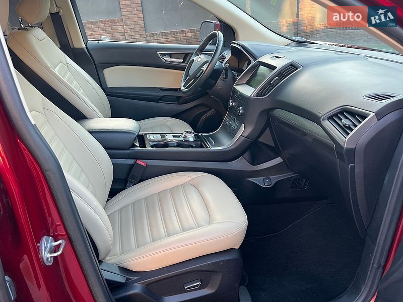Внедорожник / Кроссовер Ford Edge 2019 в Ровно