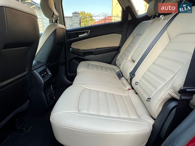 Внедорожник / Кроссовер Ford Edge 2019 в Ровно