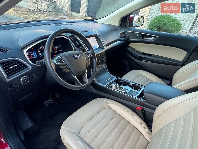 Внедорожник / Кроссовер Ford Edge 2019 в Ровно