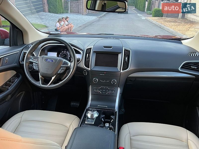 Внедорожник / Кроссовер Ford Edge 2019 в Ровно