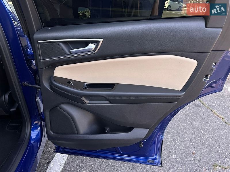 Позашляховик / Кросовер Ford Edge 2015 в Одесі
