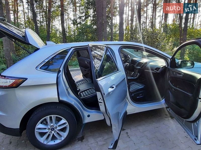 Внедорожник / Кроссовер Ford Edge 2016 в Львове