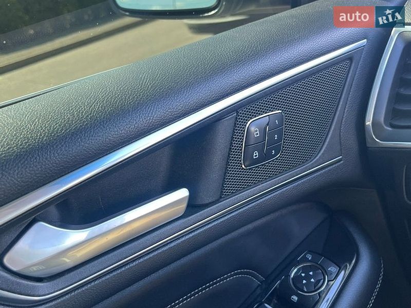 Внедорожник / Кроссовер Ford Edge 2016 в Кривом Роге