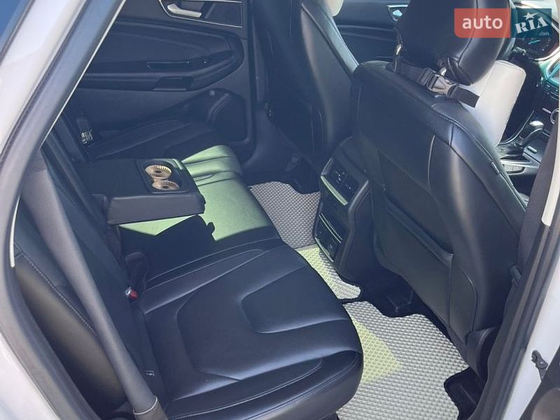 Внедорожник / Кроссовер Ford Edge 2016 в Кривом Роге