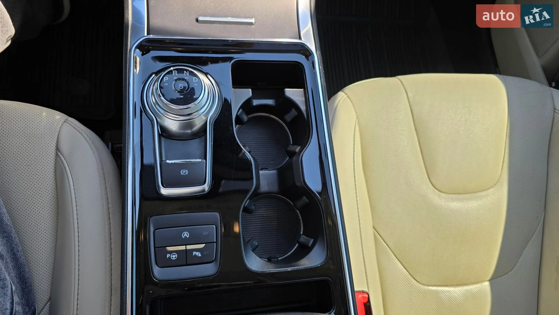 2019 Ford Edge - мініатюра 19