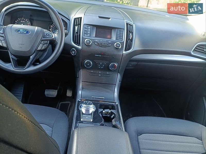 Внедорожник / Кроссовер Ford Edge 2019 в Сторожинце