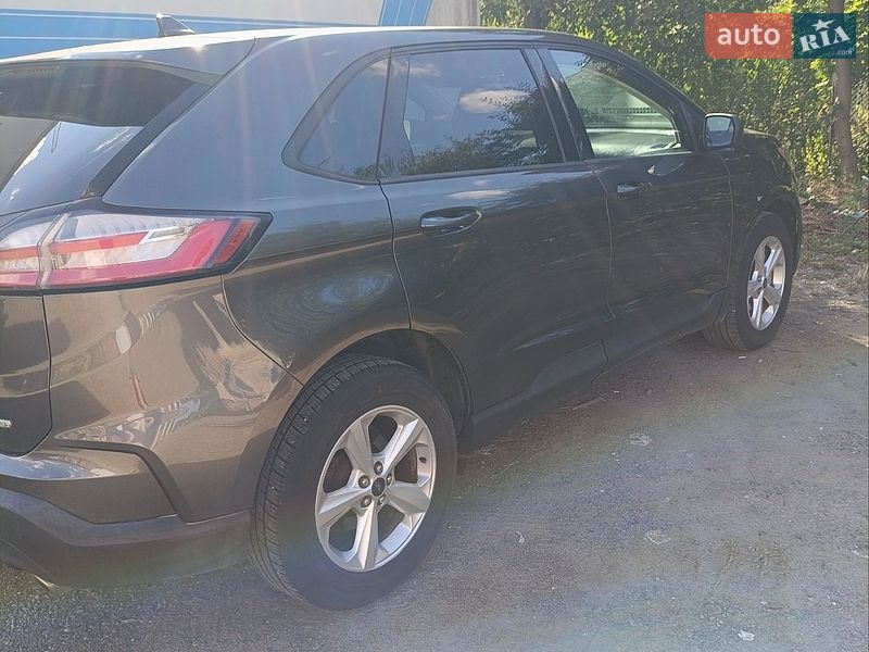 Внедорожник / Кроссовер Ford Edge 2019 в Сторожинце