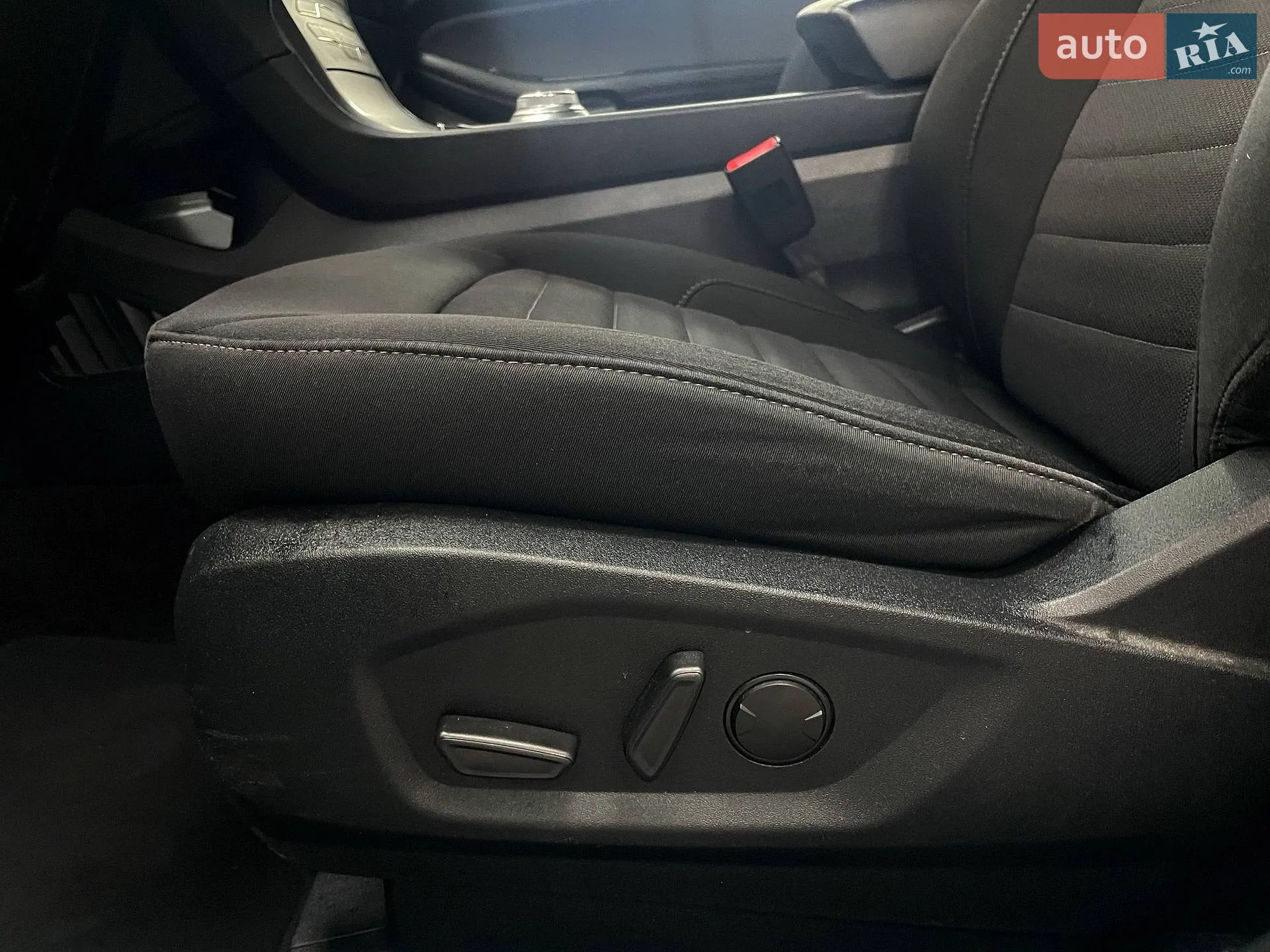 2020 Ford Edge - мініатюра 17