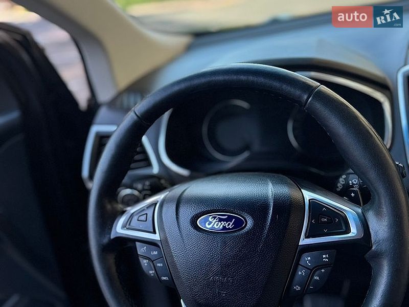 Внедорожник / Кроссовер Ford Edge 2016 в Чернигове