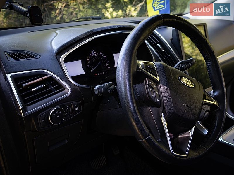 Внедорожник / Кроссовер Ford Edge 2021 в Шаргороде