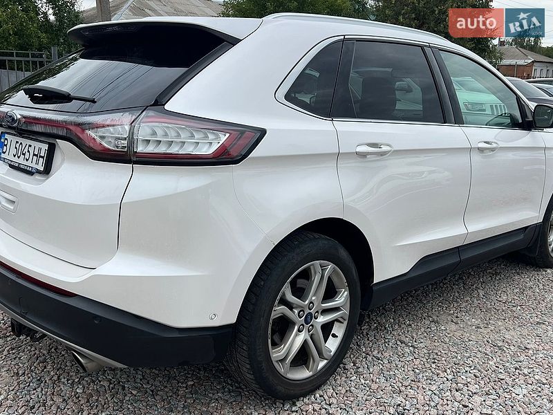 Позашляховик / Кросовер Ford Edge 2016 в Полтаві