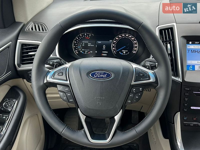 Позашляховик / Кросовер Ford Edge 2016 в Полтаві