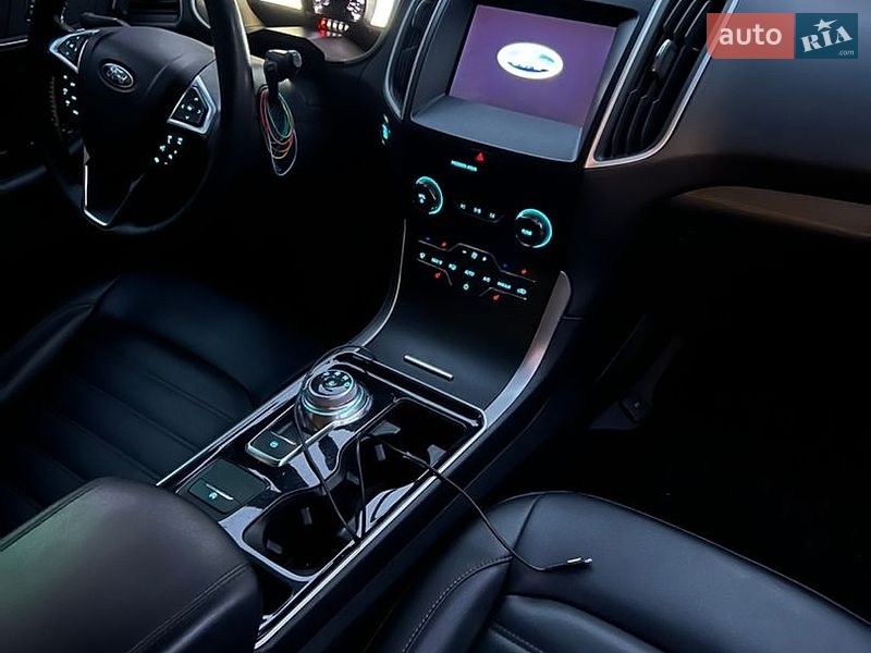 Внедорожник / Кроссовер Ford Edge 2020 в Киеве