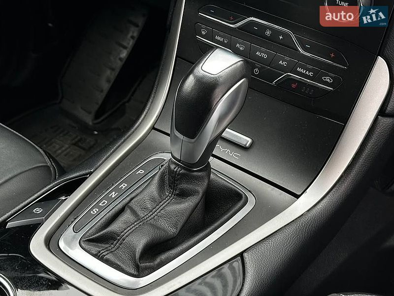 Внедорожник / Кроссовер Ford Edge 2015 в Черкассах