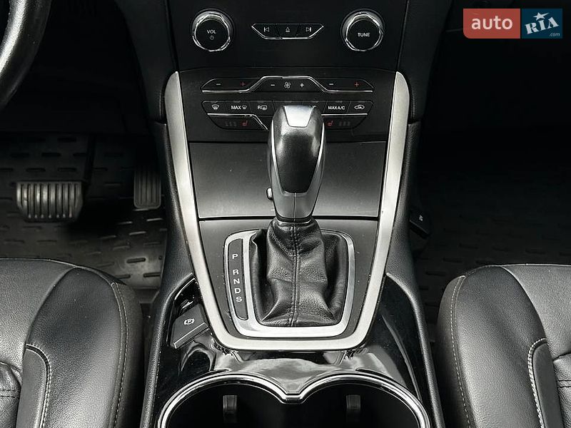 Внедорожник / Кроссовер Ford Edge 2015 в Черкассах