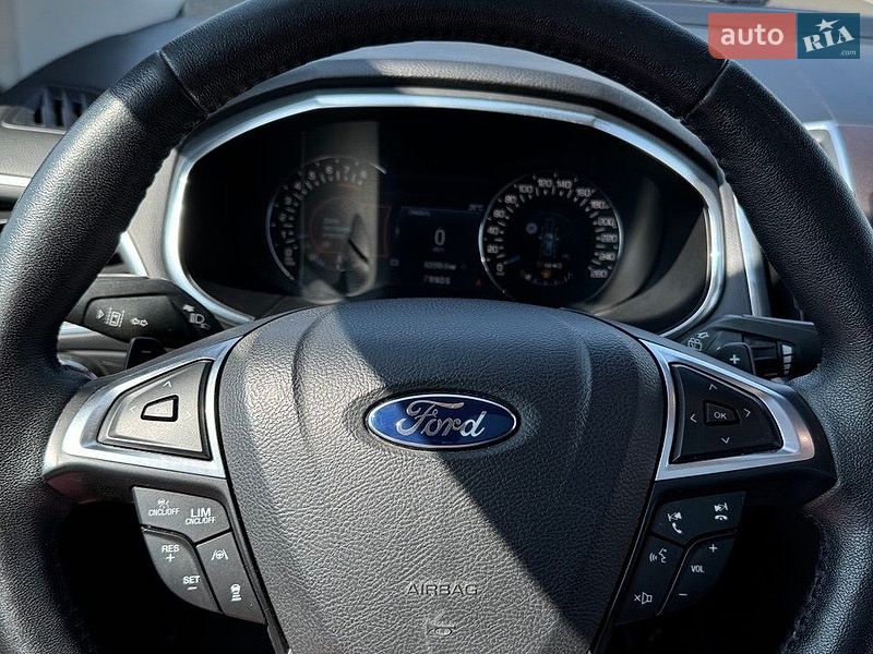 Позашляховик / Кросовер Ford Edge 2019 в Києві