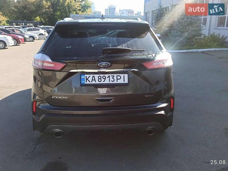 Внедорожник / Кроссовер Ford Edge 2019 в Киеве