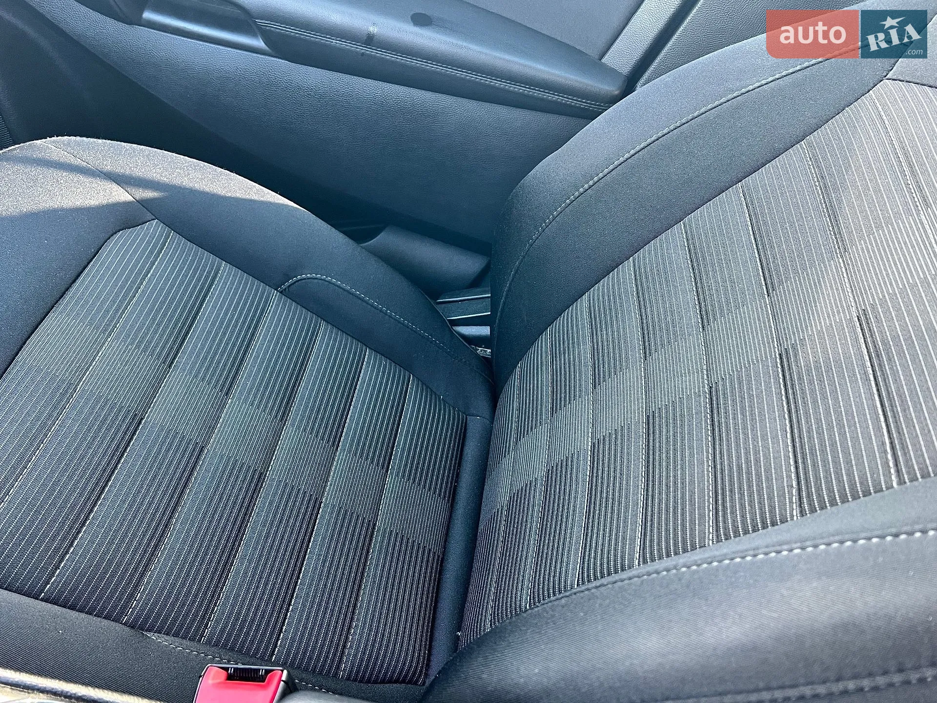2018 Ford Edge - мініатюра 28