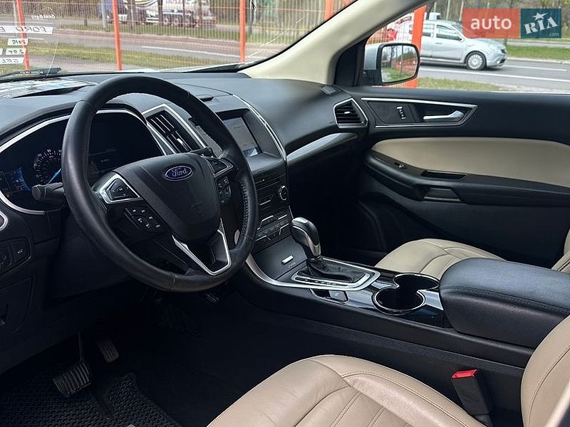 Внедорожник / Кроссовер Ford Edge 2016 в Кременчуге