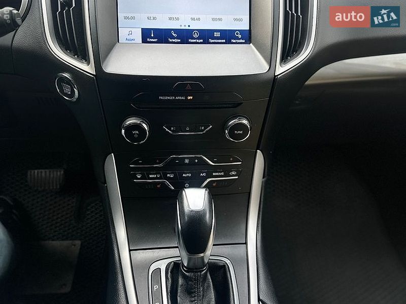 Внедорожник / Кроссовер Ford Edge 2016 в Кременчуге