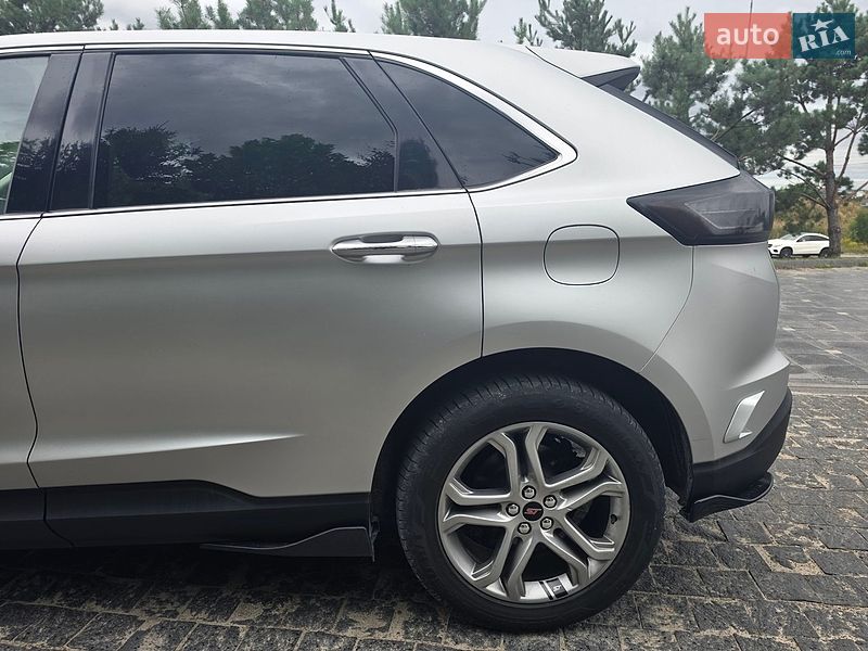 Позашляховик / Кросовер Ford Edge 2017 в Львові