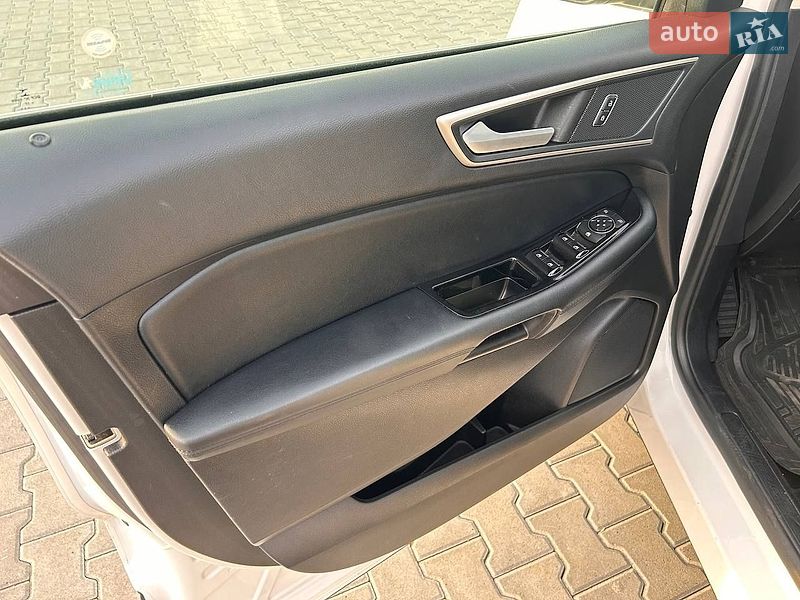 Внедорожник / Кроссовер Ford Edge 2017 в Дубно