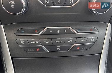 Внедорожник / Кроссовер Ford Edge 2017 в Дубно