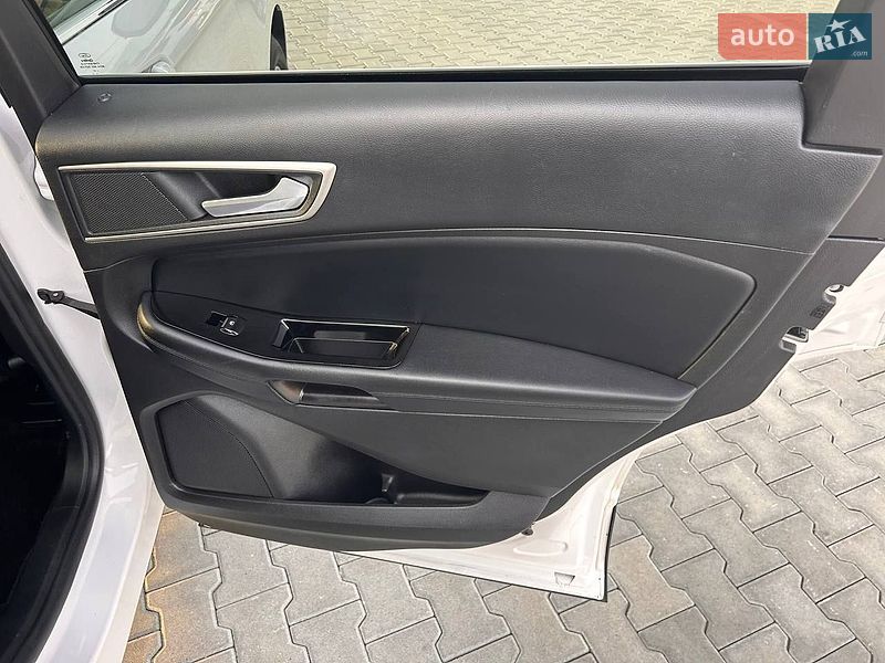 Внедорожник / Кроссовер Ford Edge 2017 в Дубно
